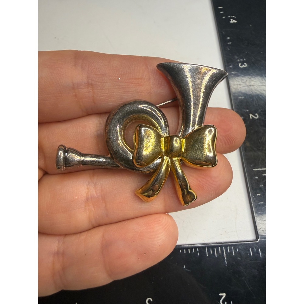 Two Tone French Horn Brooch Gold Bow Musical Instrument Pin Silver Tone